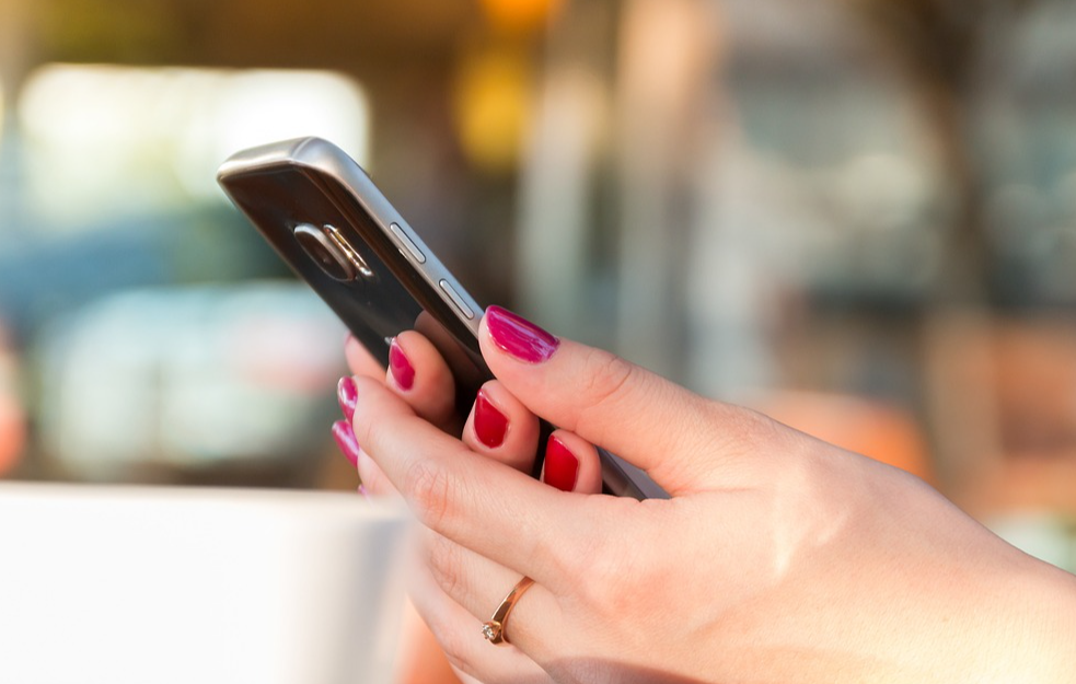 Kako da prestanete da proveravate telefon na svakih 10 sekundi