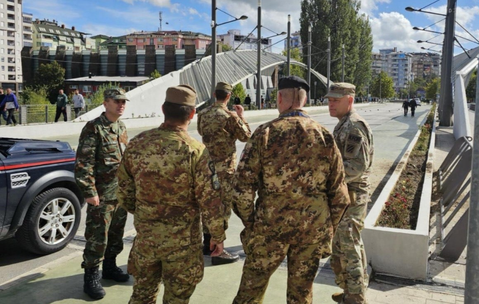 <span style='color:red;'><b>Oficiri</b></span> štaba NATO-a za brzo reagovanje obišli sever Kosmeta (FOTO)