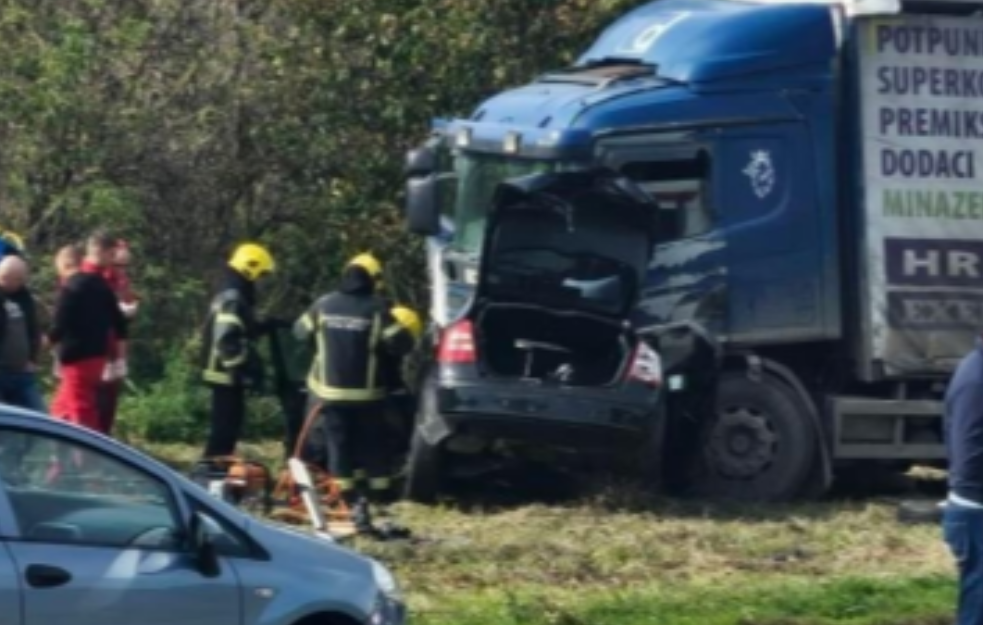 STRAVIČNA NESREĆA KOD KLJAJIĆEVA: Jedna osoba nastradala