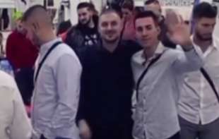Svi traže novac koji im je obećao...sestra trpi pritisak dok je on u Eliti