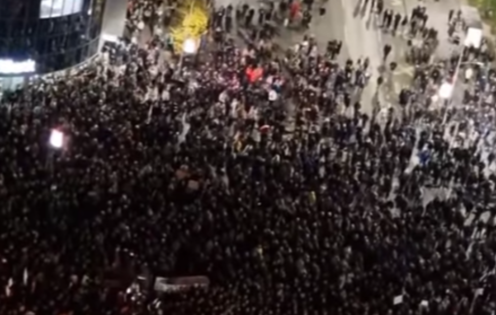 UHAPSITI I PROCESUIRATI ODGOVORNE ZA TRAGEDIJU: Opozicija najavljuje protest u Beogradu ukoliko vlast ne ispuni zahteve