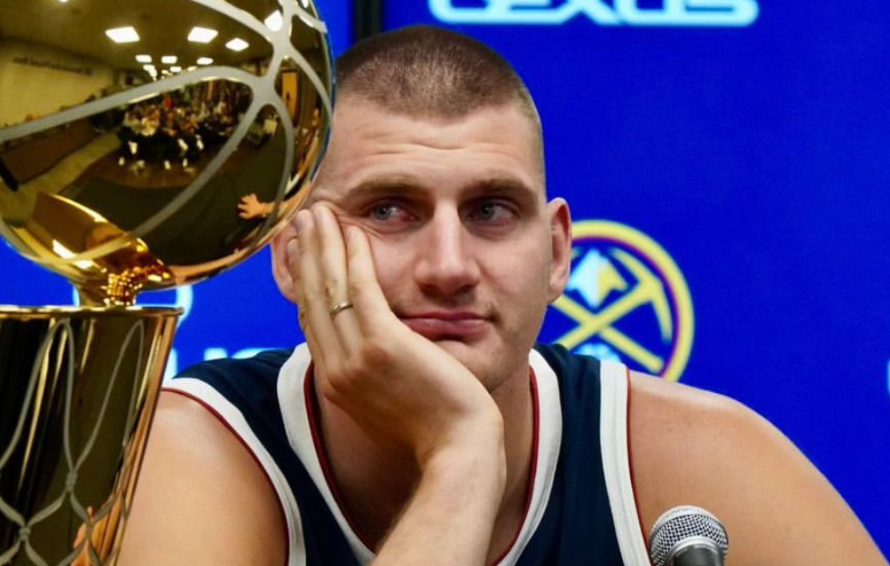 Jokić poludeo na klupi, mahao rukama i vikao (VIDEO)