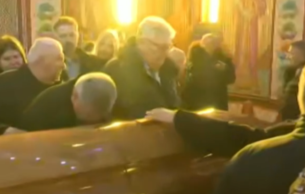 Dragan Marković Palma sahranjen u rodnom selu Končarevu kraj Jagodine