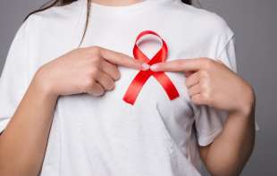 Oko 3.500 ljudi zaraženo HIV-om u Srbiji