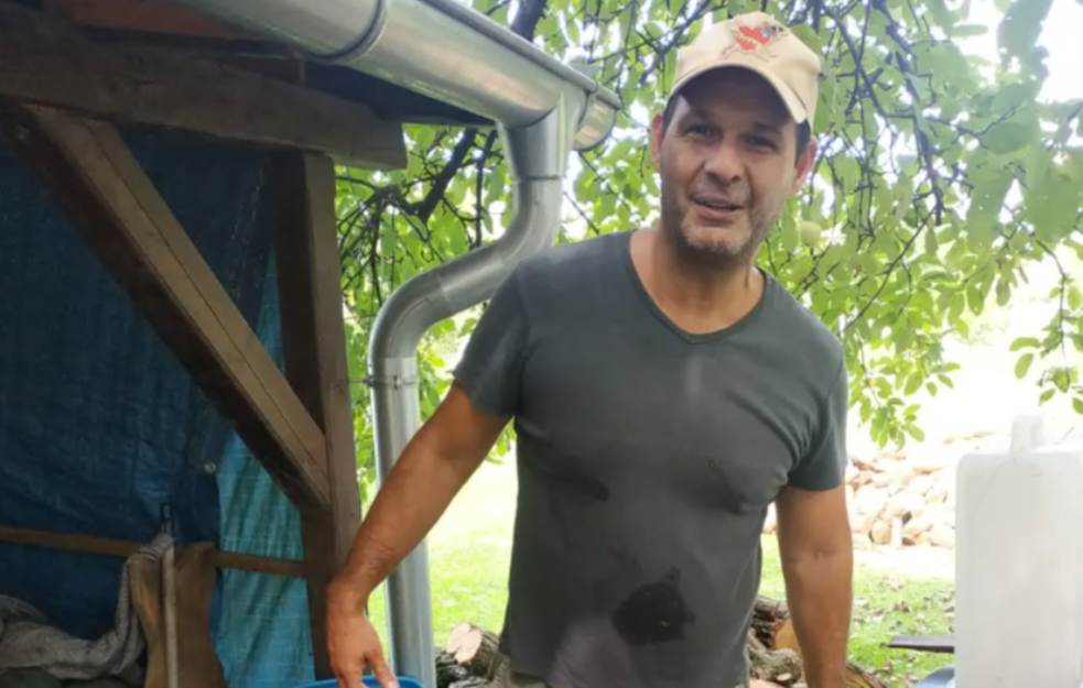 Poznati glumac Kubura napustio Vračar i uživa na selu kod Trstenika! Evo čime se bavi