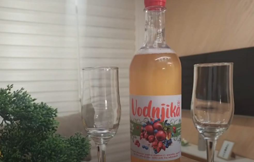ELIKSIR IZ UŽICA KOJI LEČI MAMURLUK! Svi u Srbiji poludeli za Peđinim proizvodom