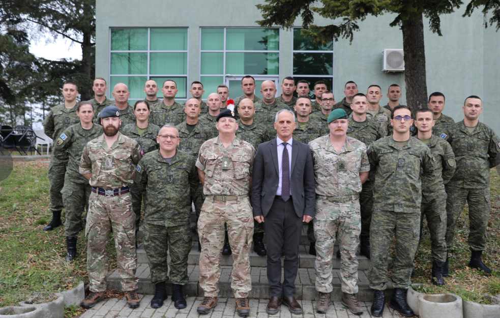 Kurtijevi specijalci obučeni u Britaniji: Spremaju se za misiju sa Ukrajincima!