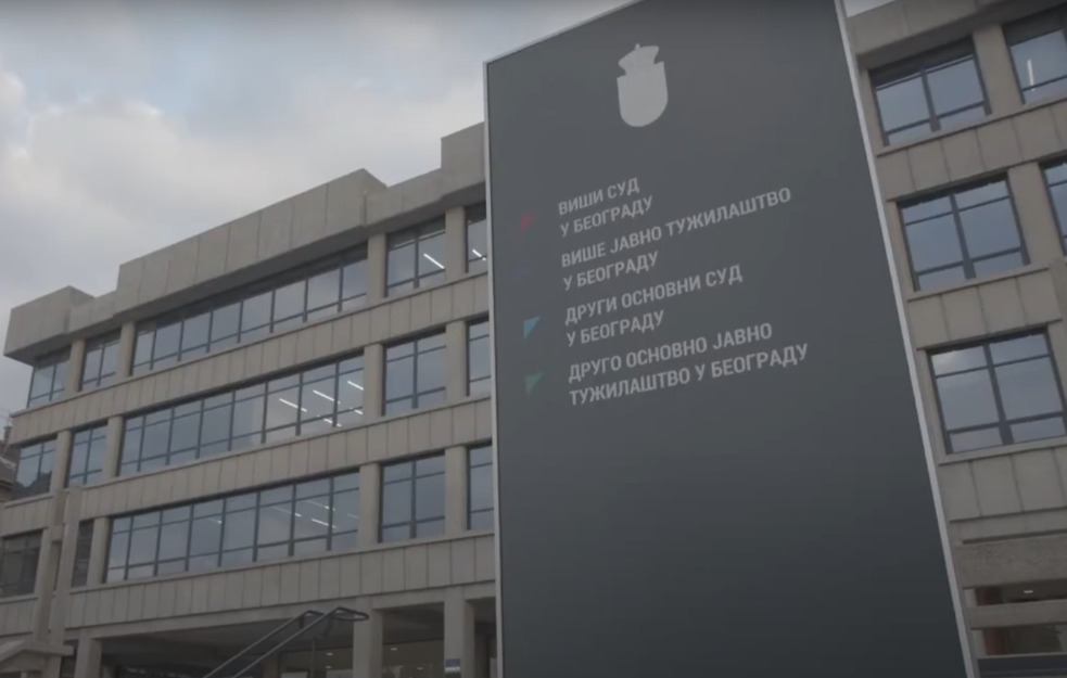 Parnica Dukića protiv porodice dečaka koji je počinio masakr u Ribnikaru krenula ispočetka