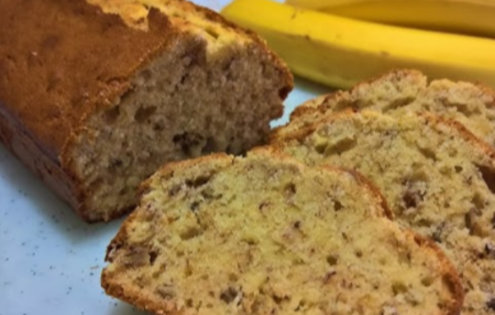 Banana hleb sa čokoladom i orasima: Napravite slatki užitak sa malo posla