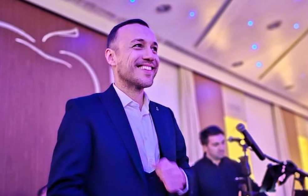 Srpski pevač (38) šokirao nakon razvoda: 