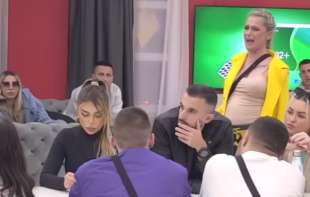 Milica i <span style='color:red;'><b>Terza</b></span> prvi put popričali nasamo: Počele molbe za viđanje deteta