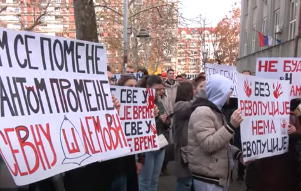 Studenti ironično zahvalili Kurtiju na podršci: "Zajedno za suverenitet Srbije"