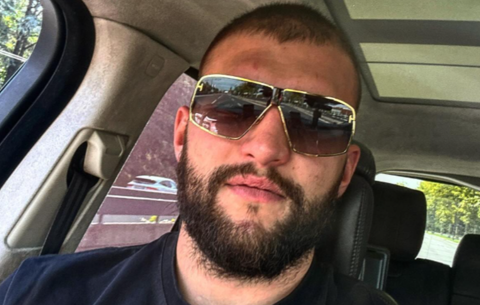 Veliko slavlje u vili na Dedinju: Oglasio se Veljko Ražnatović i čestitao svima (FOTO)