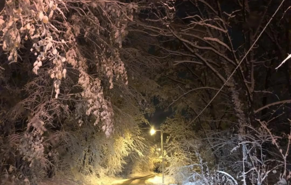 Nižu se upozorenja RHMZ-a: Gde je palo najviše snega?