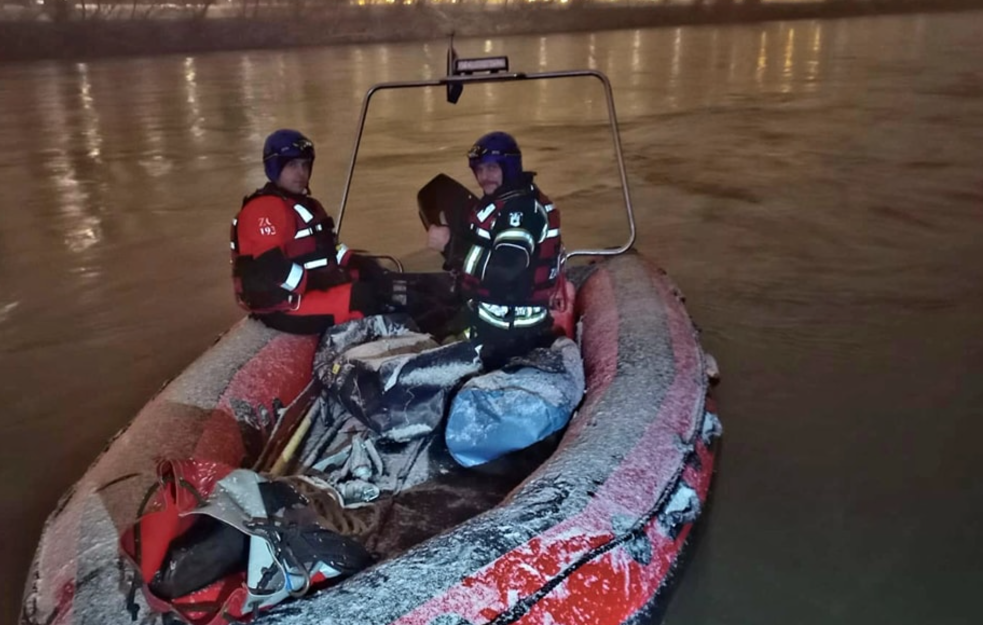 Pokrenuta nova potraga za trogodišnjim detetom u Savi: Majka je ušla u ledenu reku držeći devojčicu, a izašla bez nje; drama se nastavlja u Zagrebu