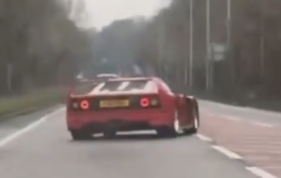 Ode dva miliona evra:  Slupan još jedan Ferrari F40