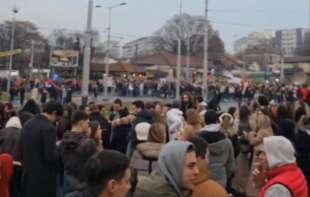 Studenti u Beogradu odaju počast žrtvama u Severnoj Makedoniji