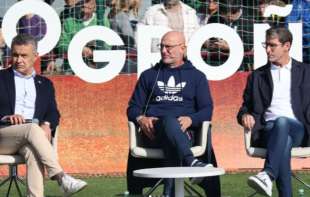 De la Fuente ostaje selektor reprezentacije Španije do kraja prvenstva Evrope 2028. godine