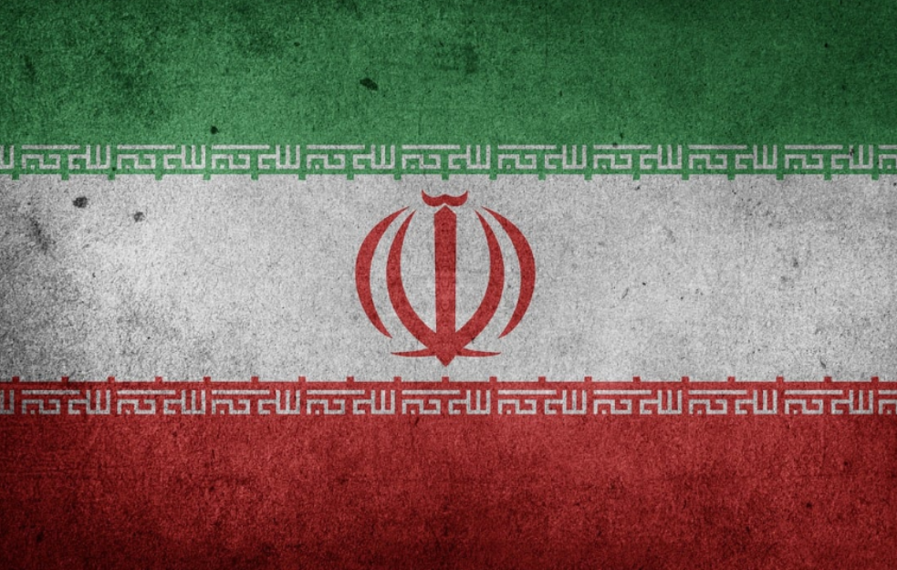 Iran: Amerika i Izrael treba da napadnu nuklearne objekte