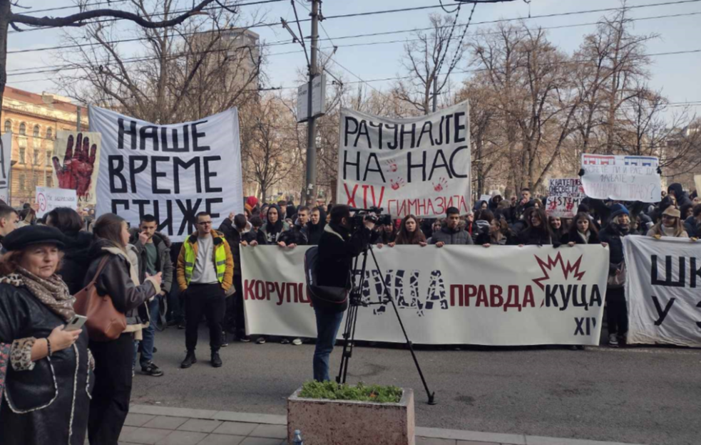 PODRŠKA DIJASPORE STUDENTIMA i formiranje Skupštine u rasejanju