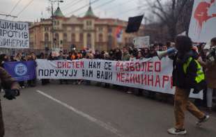 Studenti podržali Srpsko <span style='color:red;'><b>lekarsko</b></span> društvo: Molimo vas da nas zaštitite