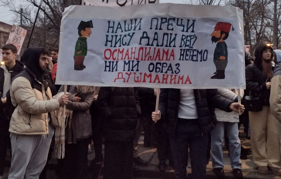 “VREME JE DA IH PROBUDIMO I OHRABRIMO”: Leskovački studenti idu u protestnu šetnju, profesori pisali načelniku Školske uprave