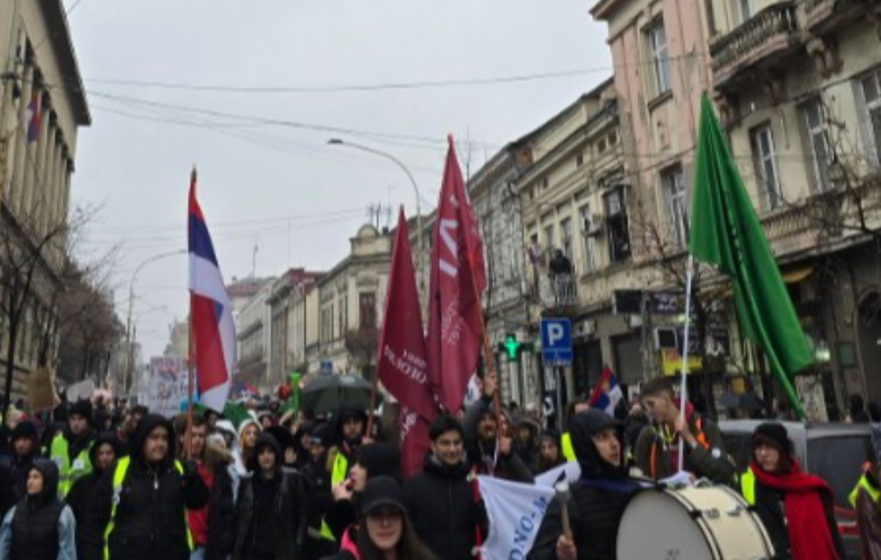 „I ne zanosi se nadom da više nema Crnog Đorđa, puna ih je Srbija..." Studenti pre početak protesta poslali MOĆNU poruku