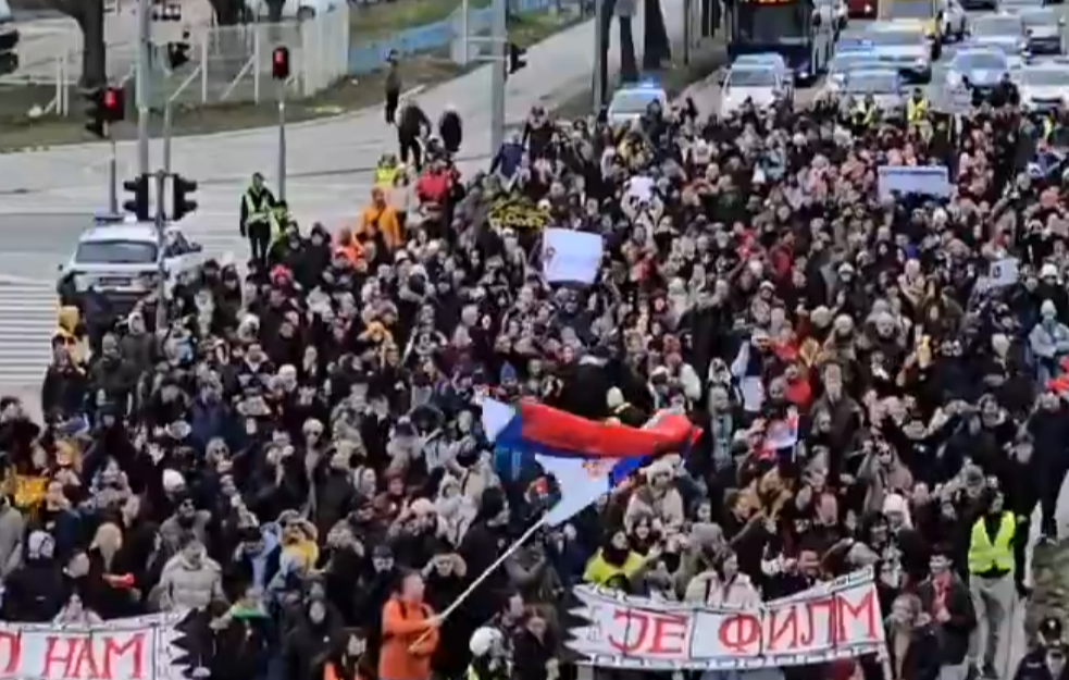 Građani i studenti i danas u protestnoj šetnji: 
