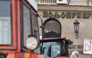 Poljoprivrednici u šoku: <span style='color:red;'><b>Povećanje</b></span> poreza za 60% izazvalo proteste