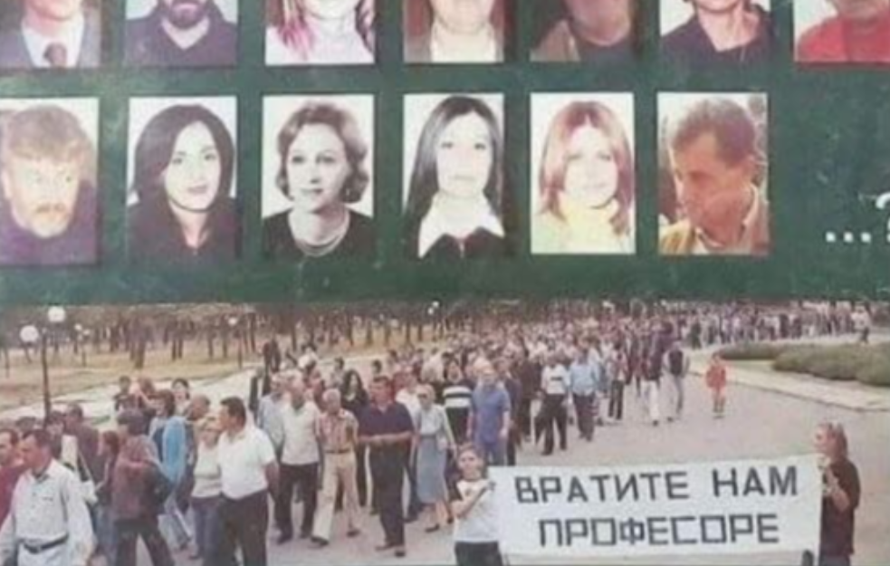Profesori stradali zbog srpskog jezika, a svi ih zaboravili: ,,Onaj ko žrtvuje sebe zbog jezika, taj će žrtvovati i život za svoj narod”