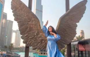 Dragana Mirković u Dubaiju uživala u luksuzu, društvo joj pravio  čovekom koji je težak TEŽAK NEKOLIKO STOTINA MILIONA