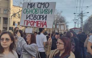 STUDENTI ZAHVALILI I OBJASNILI: Evo zašto ne žele da prime ključeve <span style='color:red;'><b>opštine</b></span> Medijana