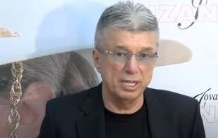 Saša Popović je sasvim  SLUČAJNO saznao da b<span style='color:red;'><b>oluje</b></span> od teške bolesti: Kod lekara je otišao zbog slomljene noge