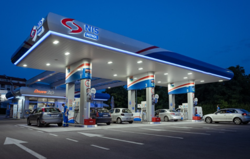 SAD odložile sankcije Naftnoj industriji Srbije: ŠTA ČEKA NIS POSLE 28. MARTA?