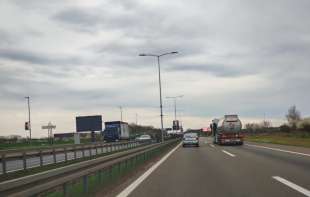 Auto-put kroz Beograd prohodan, problemi u prigradskom prevozu pred veliki skup