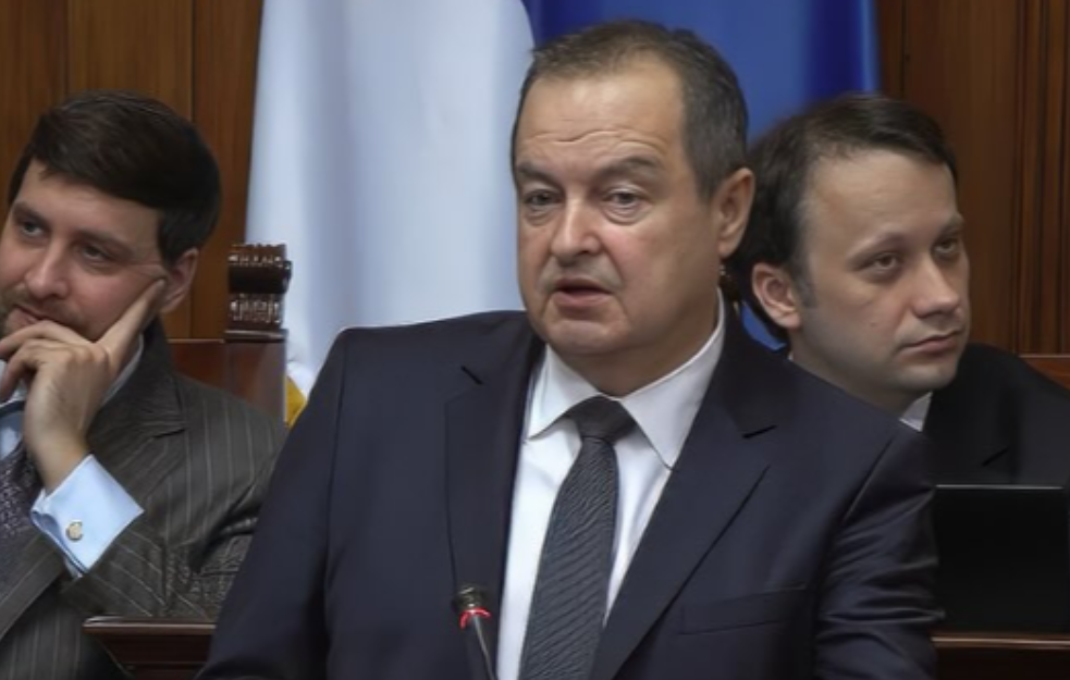 Dačić: Policija Srbije nikada nije koristila zvučni top