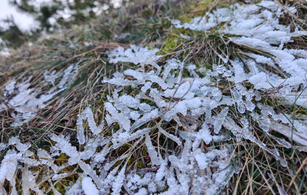 Jutarnji mraz i topliji vikend: Stiže promenljivo vreme sa povremenom kišom