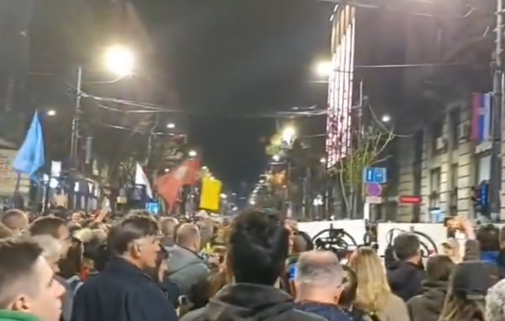  “Nismo vaša meta”: U Beogradu održan još jedan protest prosvetara, studenata i građana