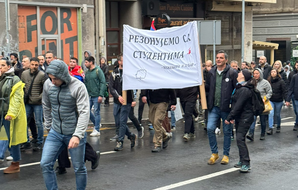 Podrška studentskim protestima na udaru vlasti: Predsednik Srbije ispunio obećanje o krompiru za univerzitetske profesore