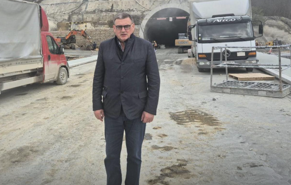 Drobnjak: Počelo asfaltiranje u tunelu Munjino brdo
