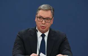 Vučić u Parizu na poziv predsednika Makrona