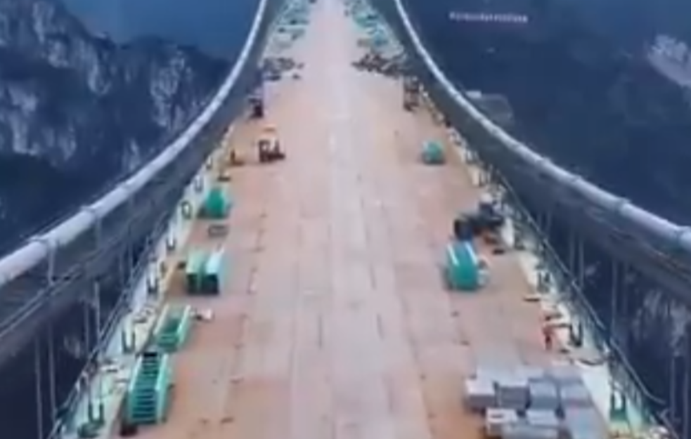 Kina pravi najviši most na svetu (VIDEO)