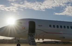 Sirotinji sendviči, predsedniku luksuz: U Beograd sleteo novi Falkon 6X, <span style='color:red;'><b>avion</b></span> za Vučića vredan 53 miliona evra