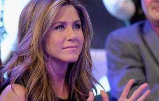 Dženifer Aniston ide na hipnozu zarad mira u sebi