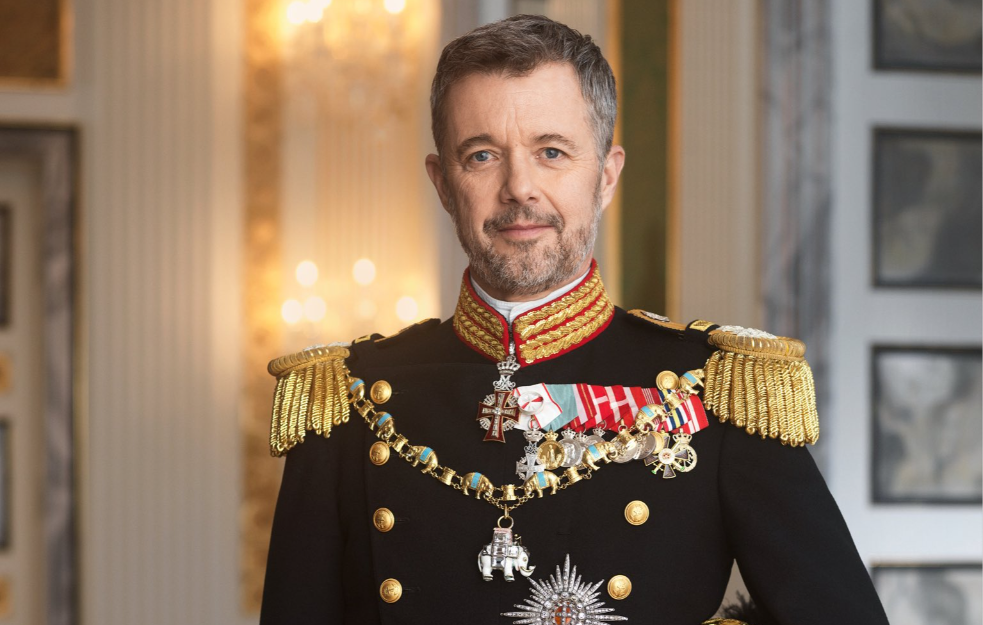 PLES SE NASTAVLJA: Danski kralj u ponedeljak ide na Grenland