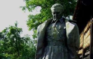 Tito po drugi put među Crnogorcima: Dižu mu spomenik i 45 godina nakon smrti