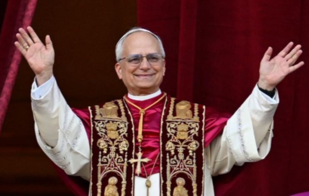 Tramp ponosan što je novi papa Amerikanac, iako ga je Lav XIV kritikovao