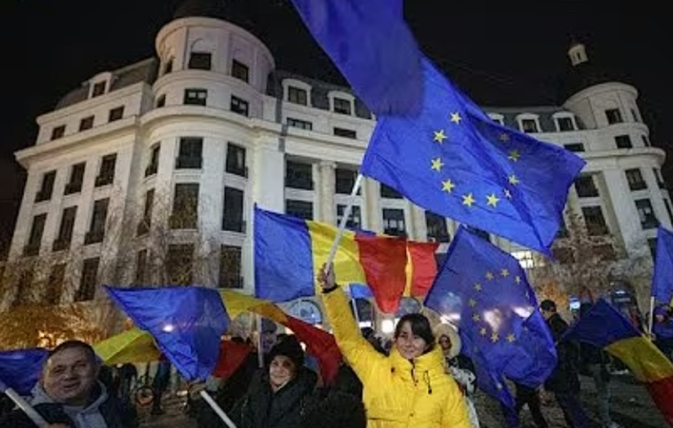 Hiljade demonstranata u Bukureštu: Zahtevaju da Rumunija ostane na evropskom pravcu