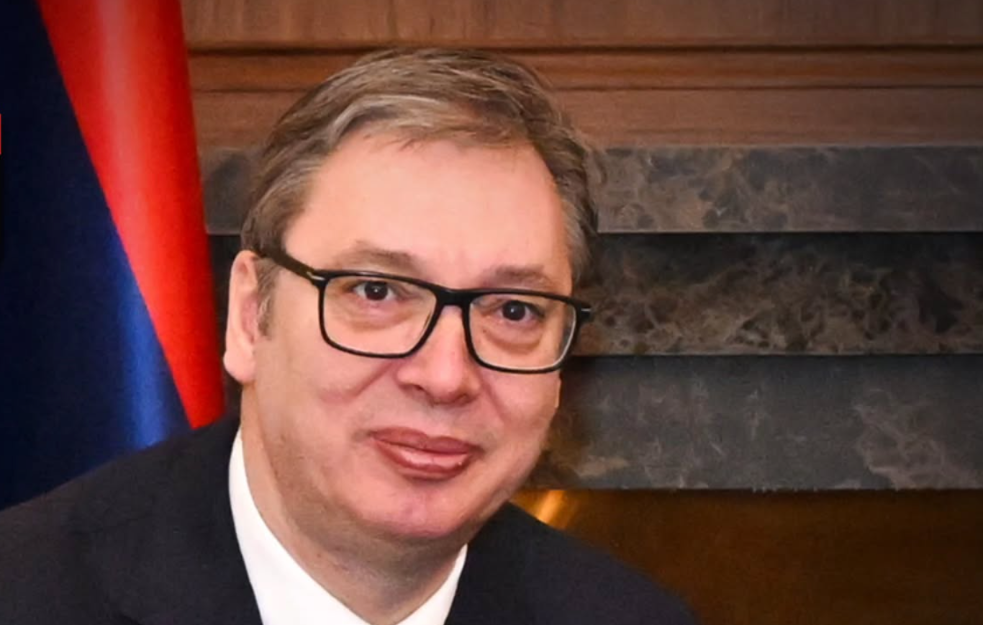 Centralni skup u Nišu: Vučić pozvao građane na promociju Pokreta za narod i državu
