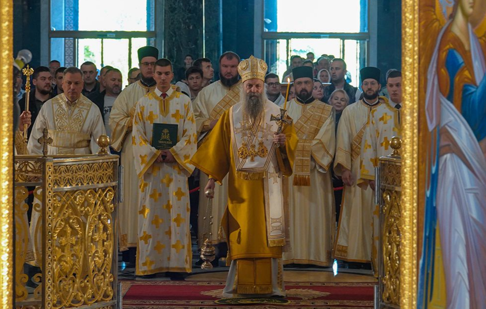 SPC donela radikalne odluke: Novi orden, novi praznici, izmenjen i Ustav?